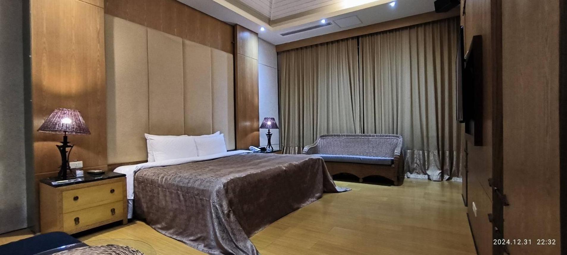 Shantis Motel Csiaji Kültér fotó