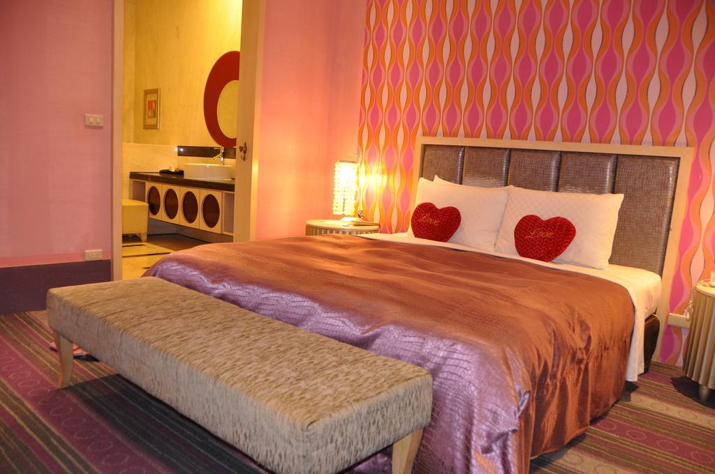 Shantis Motel Csiaji Kültér fotó